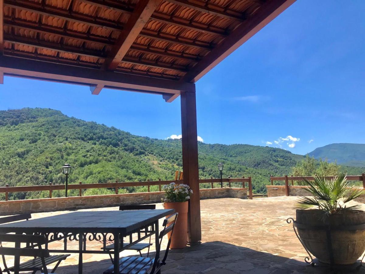 Agriturismo Piano Di Andrea Ostigliano Bagian luar foto