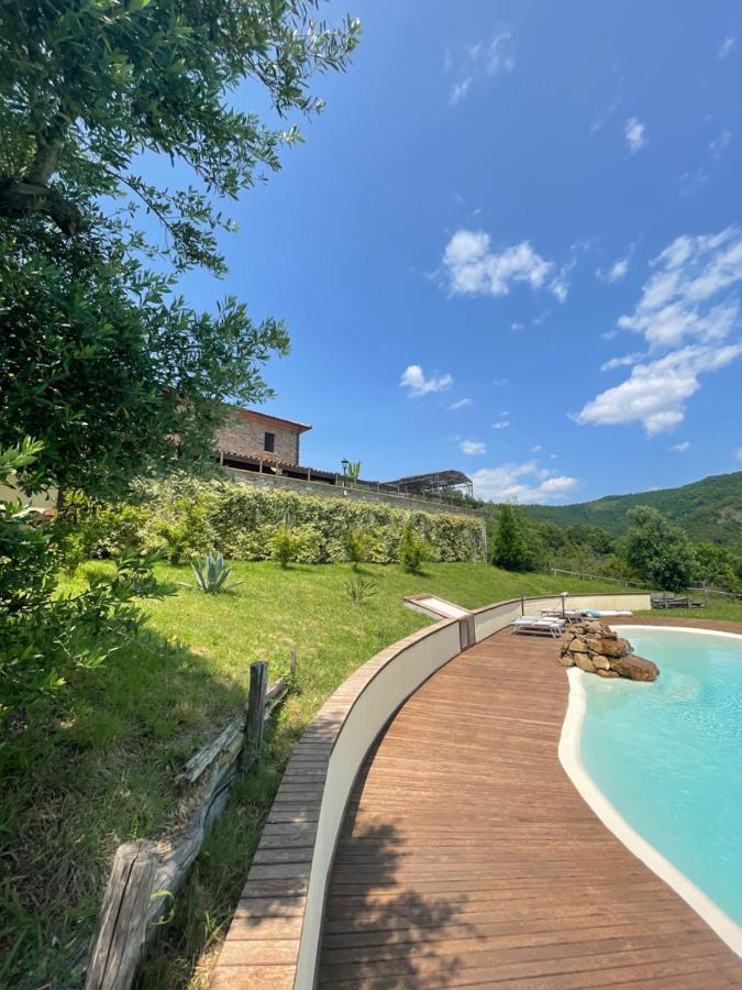 Agriturismo Piano Di Andrea Ostigliano Bagian luar foto