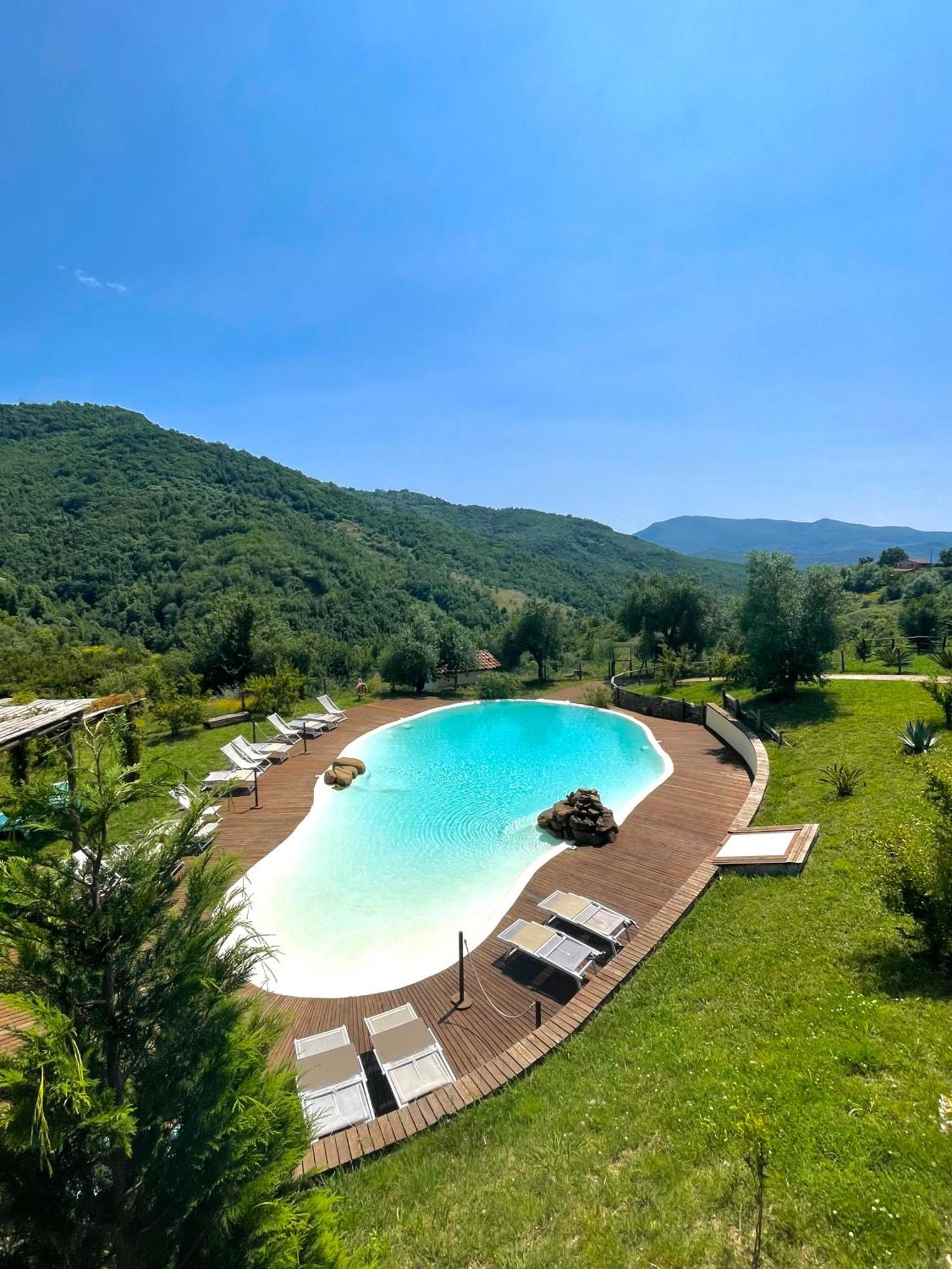 Agriturismo Piano Di Andrea Ostigliano Bagian luar foto